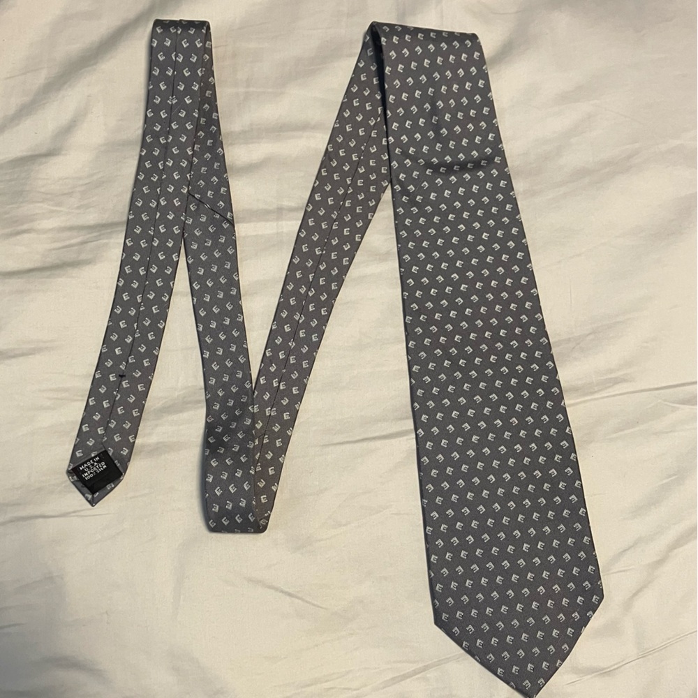 VanHeusen Men’s Tie